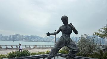 [디자인정글 칼럼] 홍콩 ‘스타의 거리’에서 배우는 도시의 문화브랜딩_ “공간은 기억을 담고, 기억은 도시를 만든다”